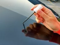 Кисточка с краской для ремонта сколов и царапин для автомобилей  MITSUBISHI / МИЦУБИСИ  все цвета