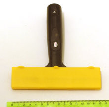 Скребок пластиковый ИТ-75